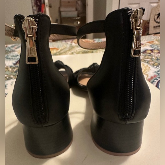 Jack Rogers Black Leather Knot Women's Block Heel Sandals Sz 9 - Picture 4 of 10